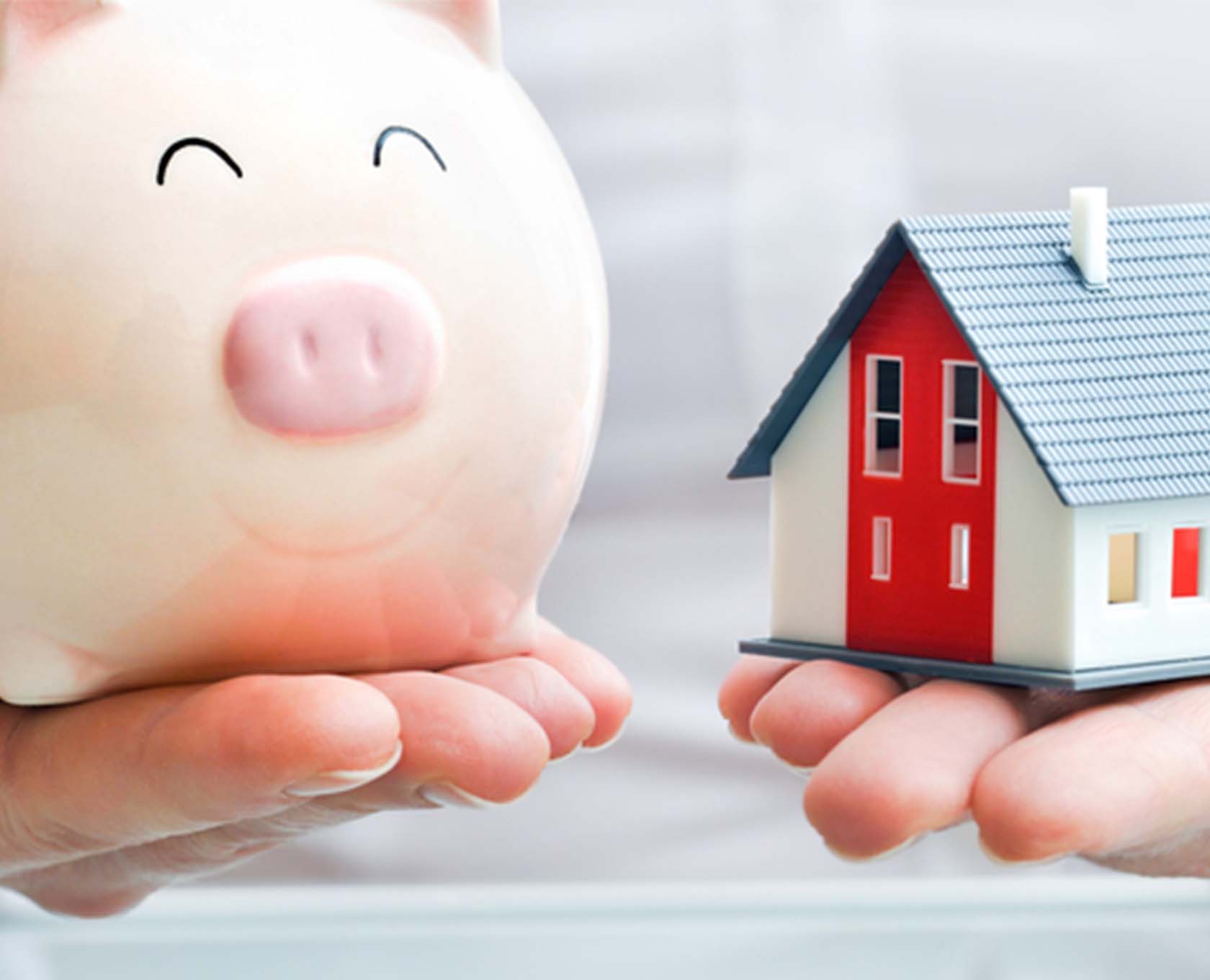Piggy bank and home making a savings plan