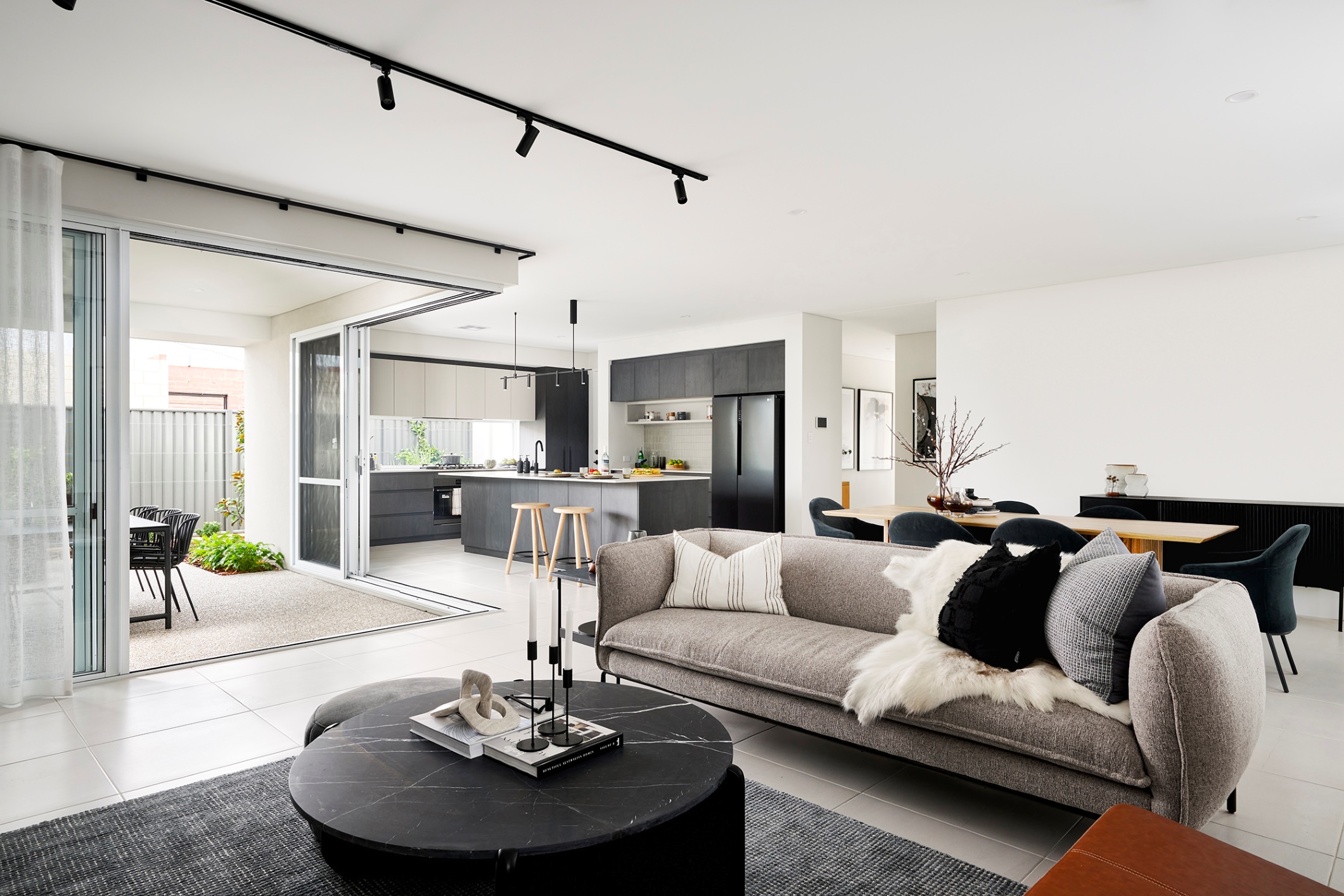 Catalina, Mindarie and Clarkson, Catalina Dale Alcock Oslo family, living space
