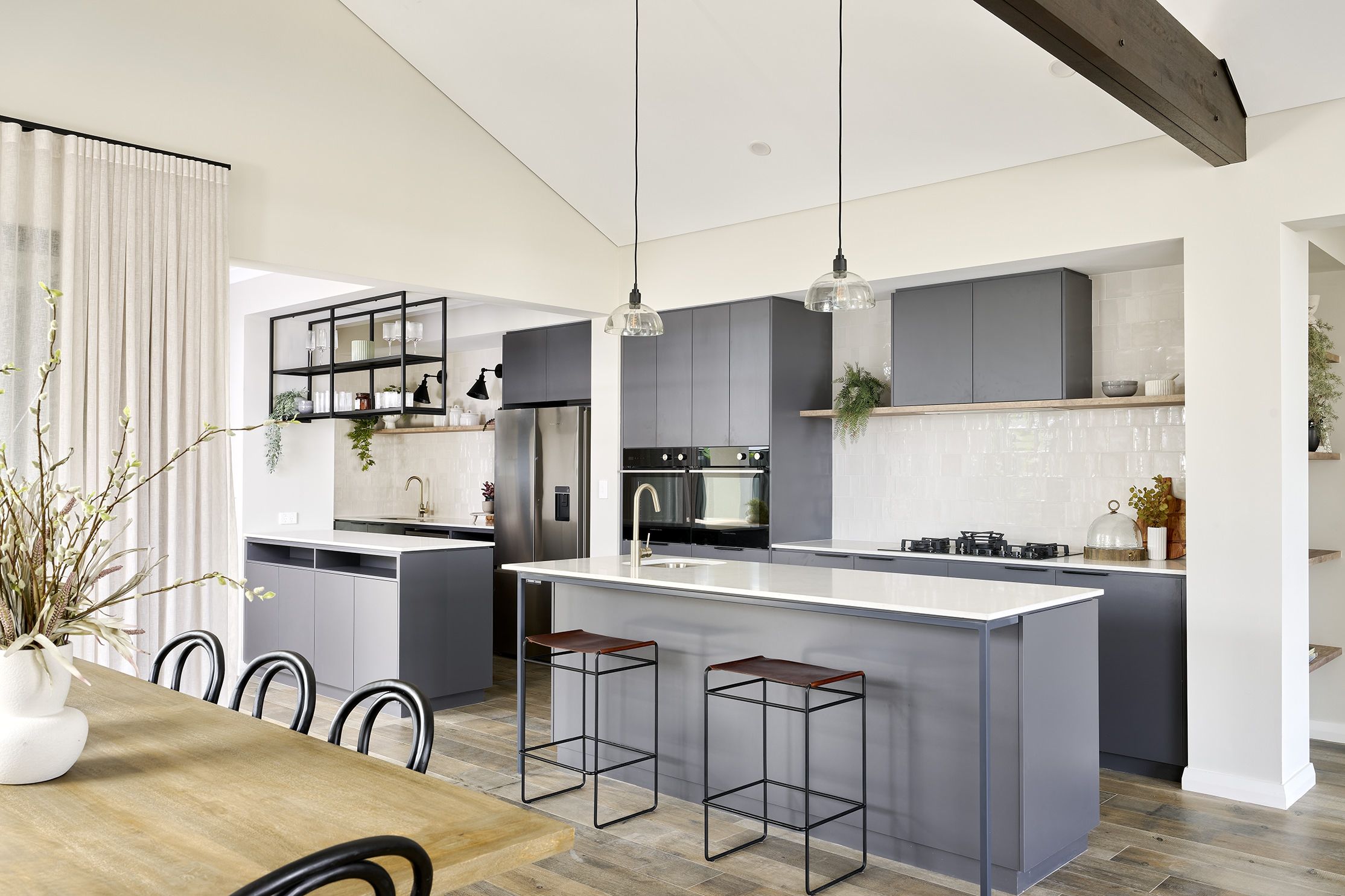 New Choice Homes The Reef kitchen and dining